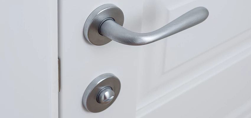 Single-Occupancy Restroom Locks Repair in Carteret, New Jersey