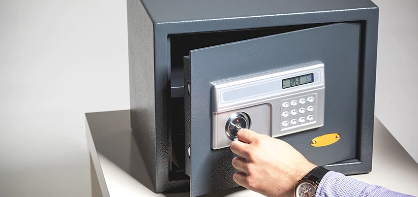 Jewelry Safe Unlocking Service in Carteret, New Jersey