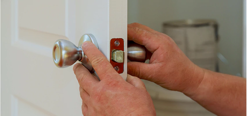 AAA Locksmiths For lock Replacement in Carteret, New Jersey